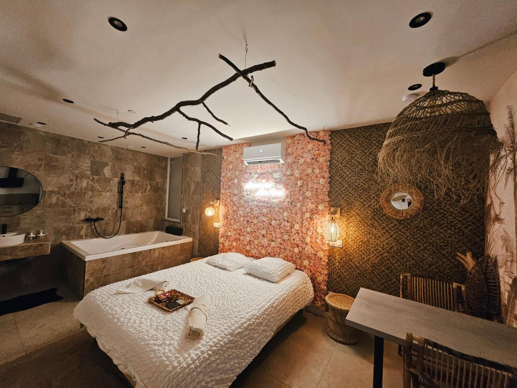 L'Experience Love Room Saint-Jean-Bonnefonds Екстер'єр фото